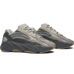 Adidas Yeezy Boost 700 V2 Tephra (2019/2023)< Trainers