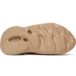Adidas Yeezy Foam RNNR Clay Taupe< Trainers
