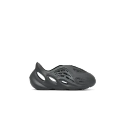 Adidas Yeezy Foam RNNR Kids Carbon< Trainers