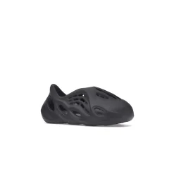 Adidas Yeezy Foam RNNR Kids Onyx< Black Trainers|Trainers