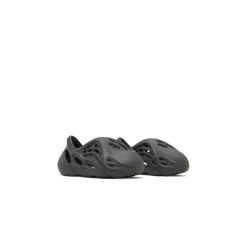 Adidas Yeezy Foam RNNR Kids Onyx< Black Trainers|Trainers