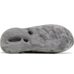 Adidas Yeezy Foam RNNR MX Granite< Trainers