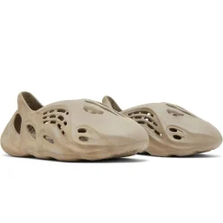 Adidas Yeezy Foam RNNR Stone Sage< Trainers