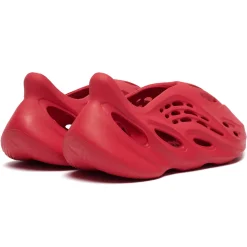 Adidas Yeezy Foam RNNR Vermillion< Trainers