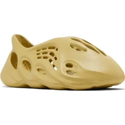 Adidas Yeezy Foam Runner Sulfur< Trainers