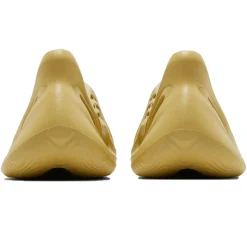 Adidas Yeezy Foam Runner Sulfur< Trainers