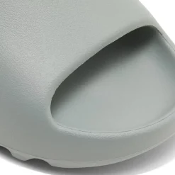 Adidas Yeezy Slide Salt< Sandals & Slides