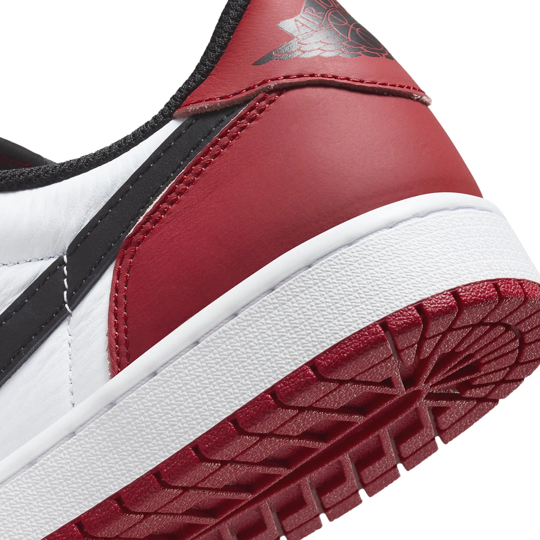 Air Jordan 1 Low Black Toe< Trainers