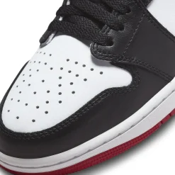 Air Jordan 1 Low Black Toe< Trainers