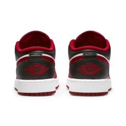 Air Jordan 1 Low Bulls (GS)< Trainers