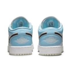 Air Jordan 1 Low Ice Blue Black (GS)< Trainers