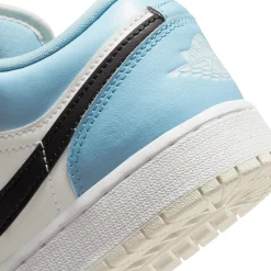 Air Jordan 1 Low Ice Blue Black (GS)< Trainers