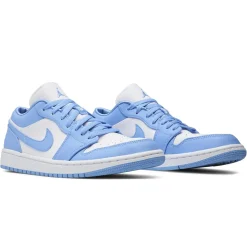 Air Jordan 1 Low UNC (W)< Trainers