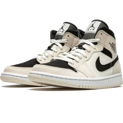Air Jordan 1 Mid Barely Orange (W)< Trainers