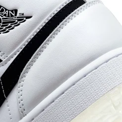 Air Jordan 1 Mid Diamond Shorts< White Trainers|Trainers