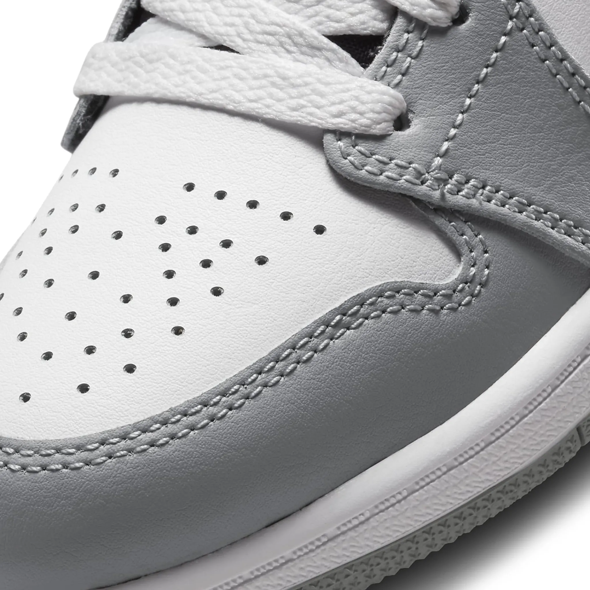 Air Jordan 1 Mid Light Smoke Grey (2022) (PS)< Trainers