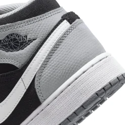 Air Jordan 1 Mid SE Elephant Print (GS)< Trainers