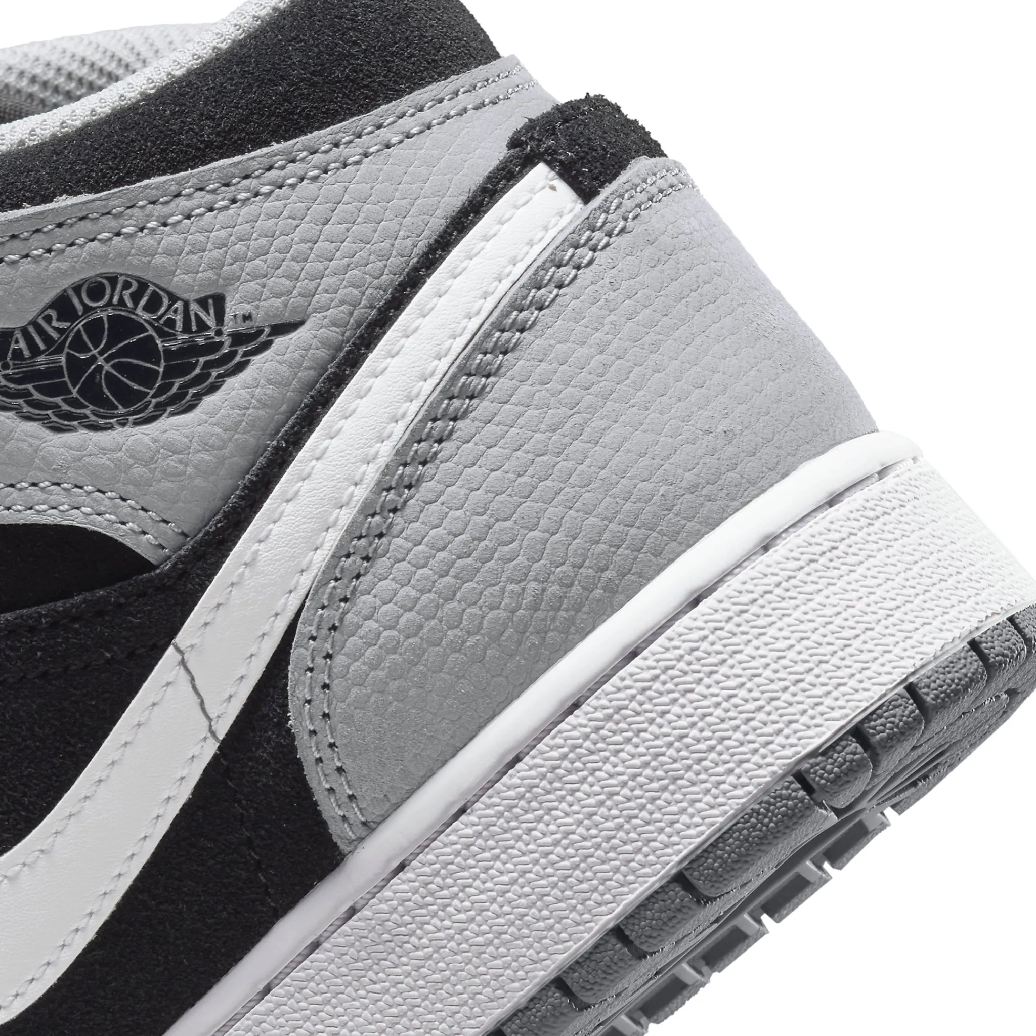 Air Jordan 1 Mid SE Elephant Print (GS)< Trainers