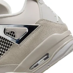 Air Jordan 4 Retro Frozen Moments (W)< Trainers