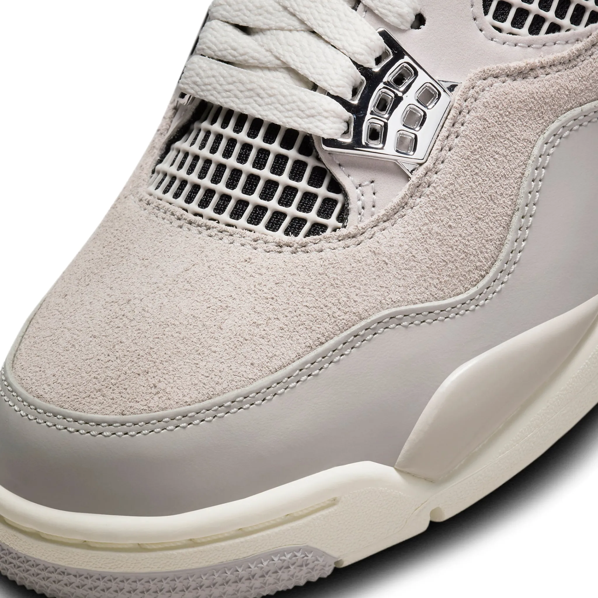 Air Jordan 4 Retro Frozen Moments (W)< Trainers