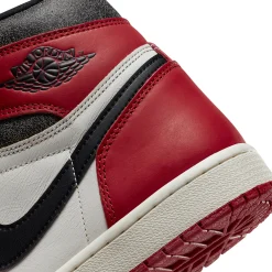 Air Jordan 1 Retro High OG Lost And Found< Trainers