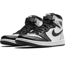 Air Jordan 1 Retro High Silver Toe (W)< Trainers