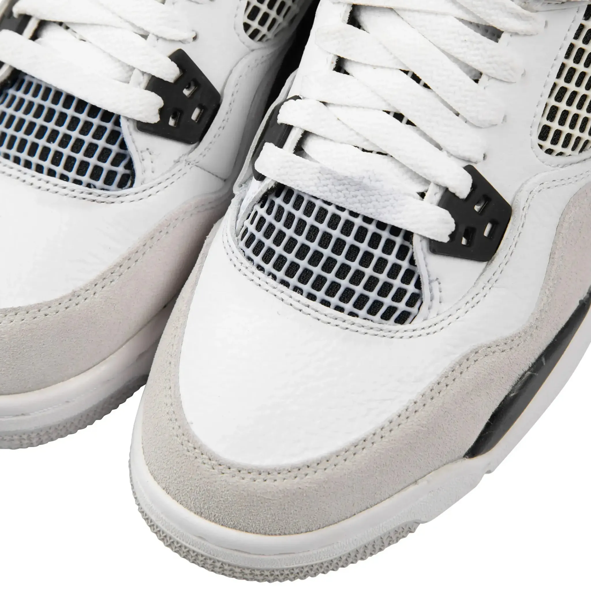 Air Jordan 4 Retro Military Black (GS) (Damaged) (UK 6 | EU 40)< White Trainers