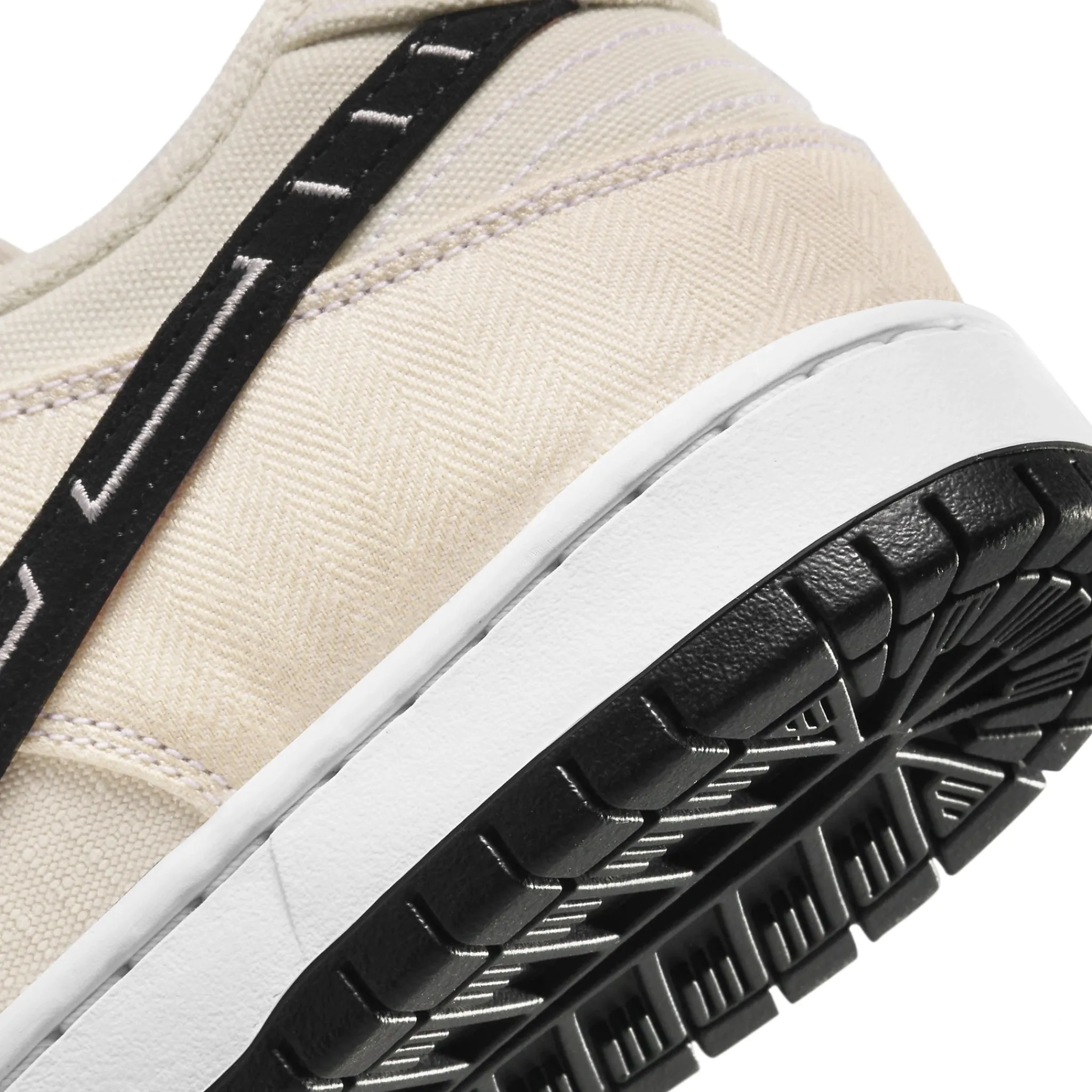 Nike Albino & Preto x SB Dunk Low Jiu-Jitsu< Trainers