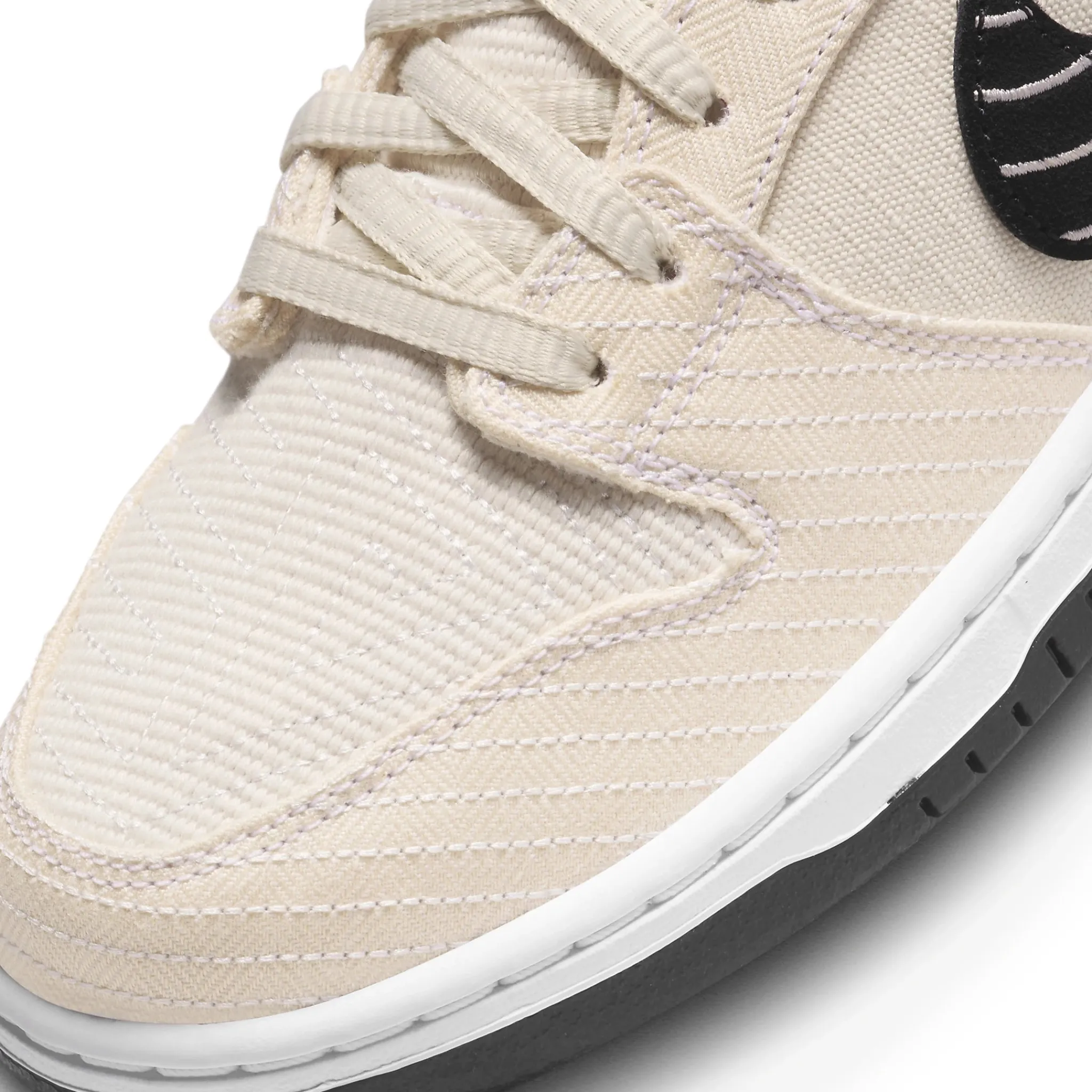 Nike Albino & Preto x SB Dunk Low Jiu-Jitsu< Trainers