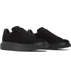 Alexander Mcqueen Raised Sole Suede Triple Black Sneaker (W)< Black Trainers|Designer Trainers