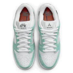 Nike April Skateboards x SB Dunk Low Turbo Green< Trainers