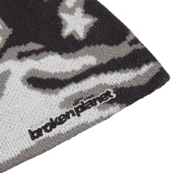Broken Planet Market Broken Planet Star Camo Beanie< Hats & Caps
