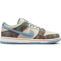 Nike Crenshaw Skate Club x SB Dunk Low< Trainers