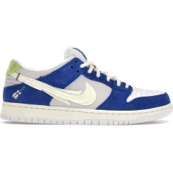 Nike Fly Streetwear x SB Dunk Low Pro Gardenia< Trainers