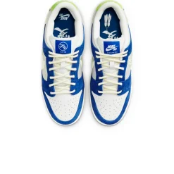 Nike Fly Streetwear x SB Dunk Low Pro Gardenia< Trainers