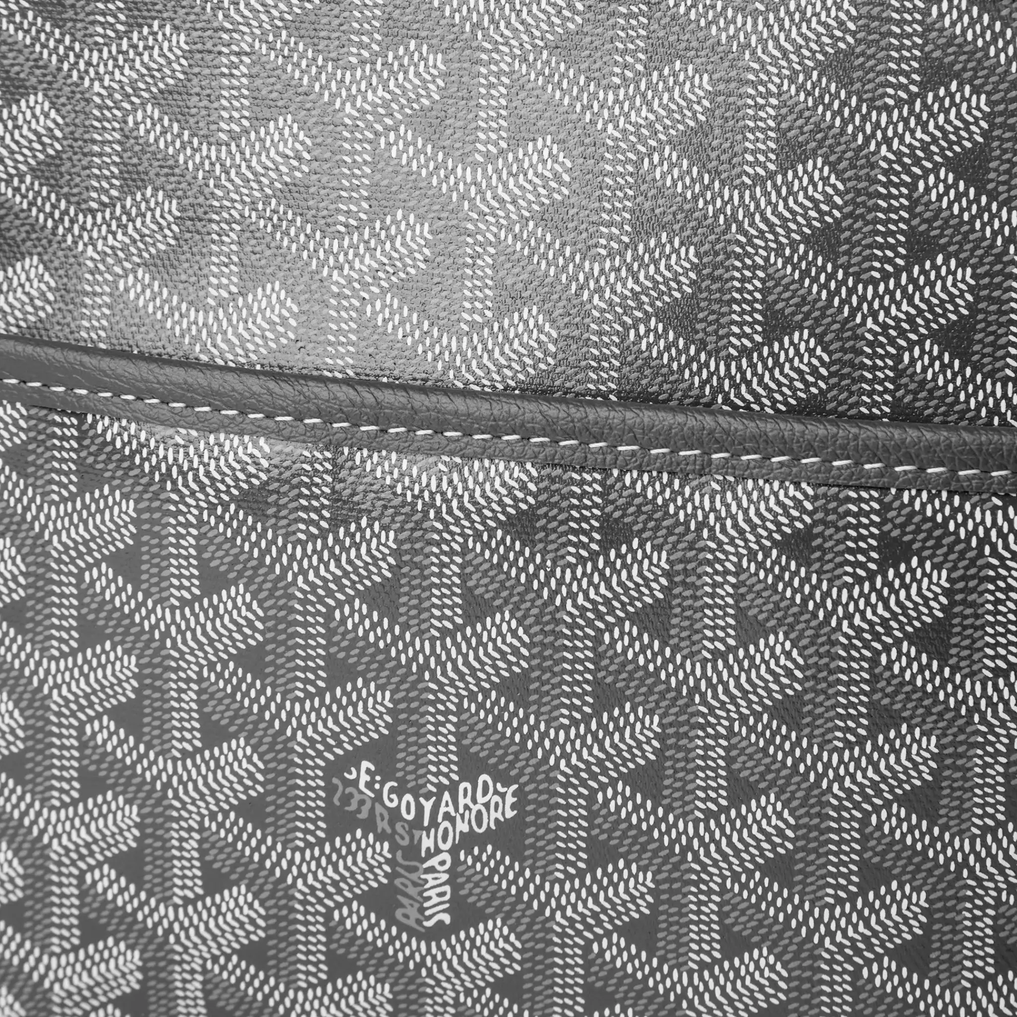 Goyard Jouvence MM Grey Washbag< Wash Bags