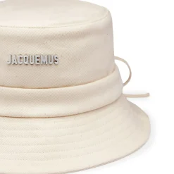 Jacquemus Le Bob Gadjo Off White Bucket Hat< Hats & Caps
