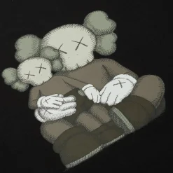 Kaws x Uniqlo UT Graphic Black T Shirt< T-shirts