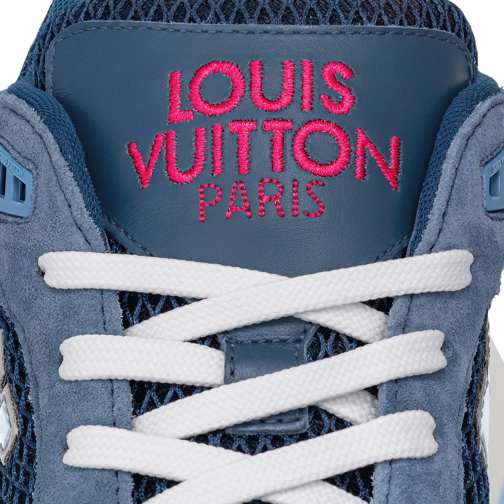 Louis Vuitton LV Run Away Blue Sneaker< Designer Trainers