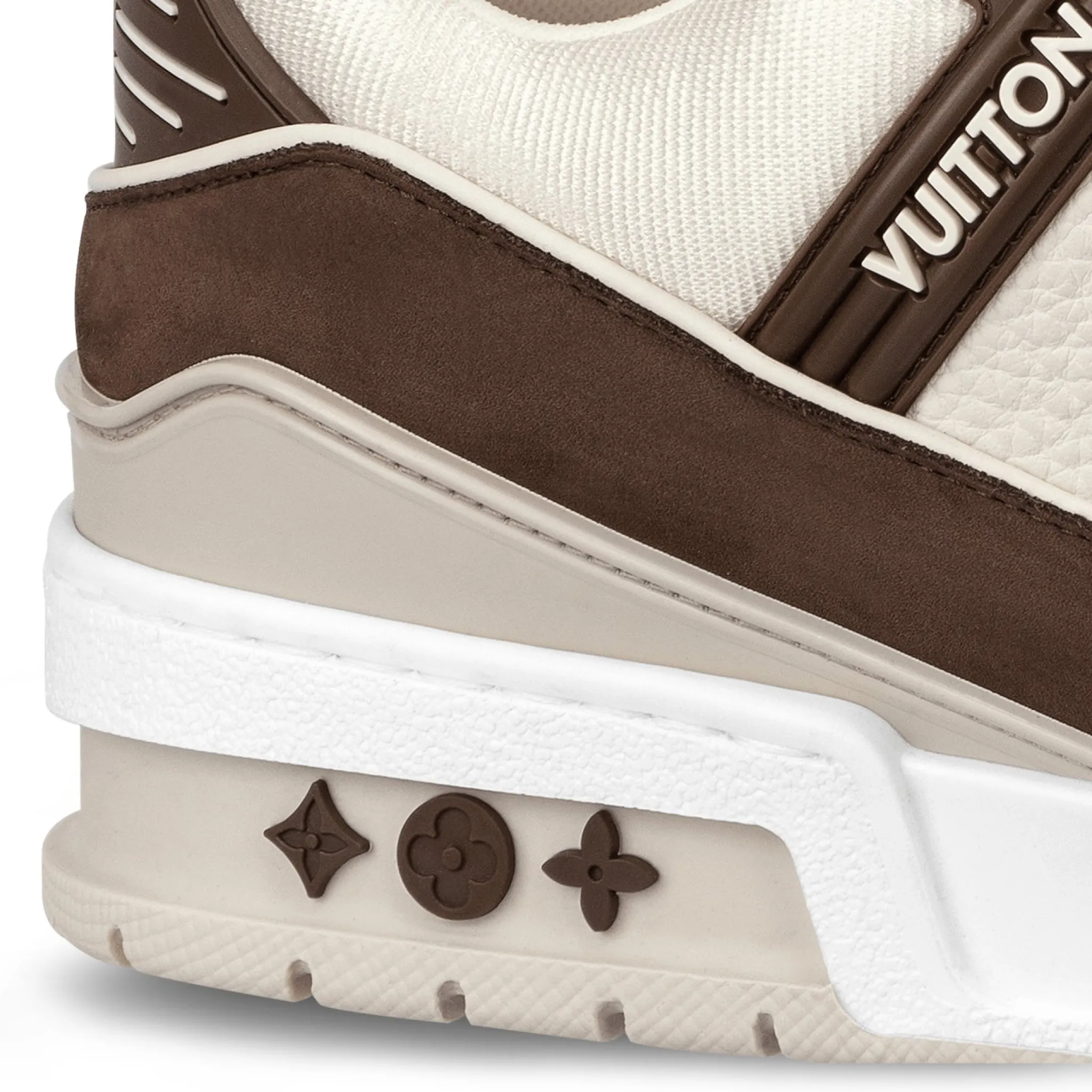 Louis Vuitton LV Trainer Calf Leather Moka Sneaker< Designer Trainers