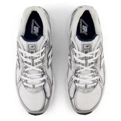 New Balance 740 Trainers< White Trainers