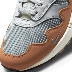 Nike Air Max 1 Patta Waves Monarch (With Bracelet)< Trainers