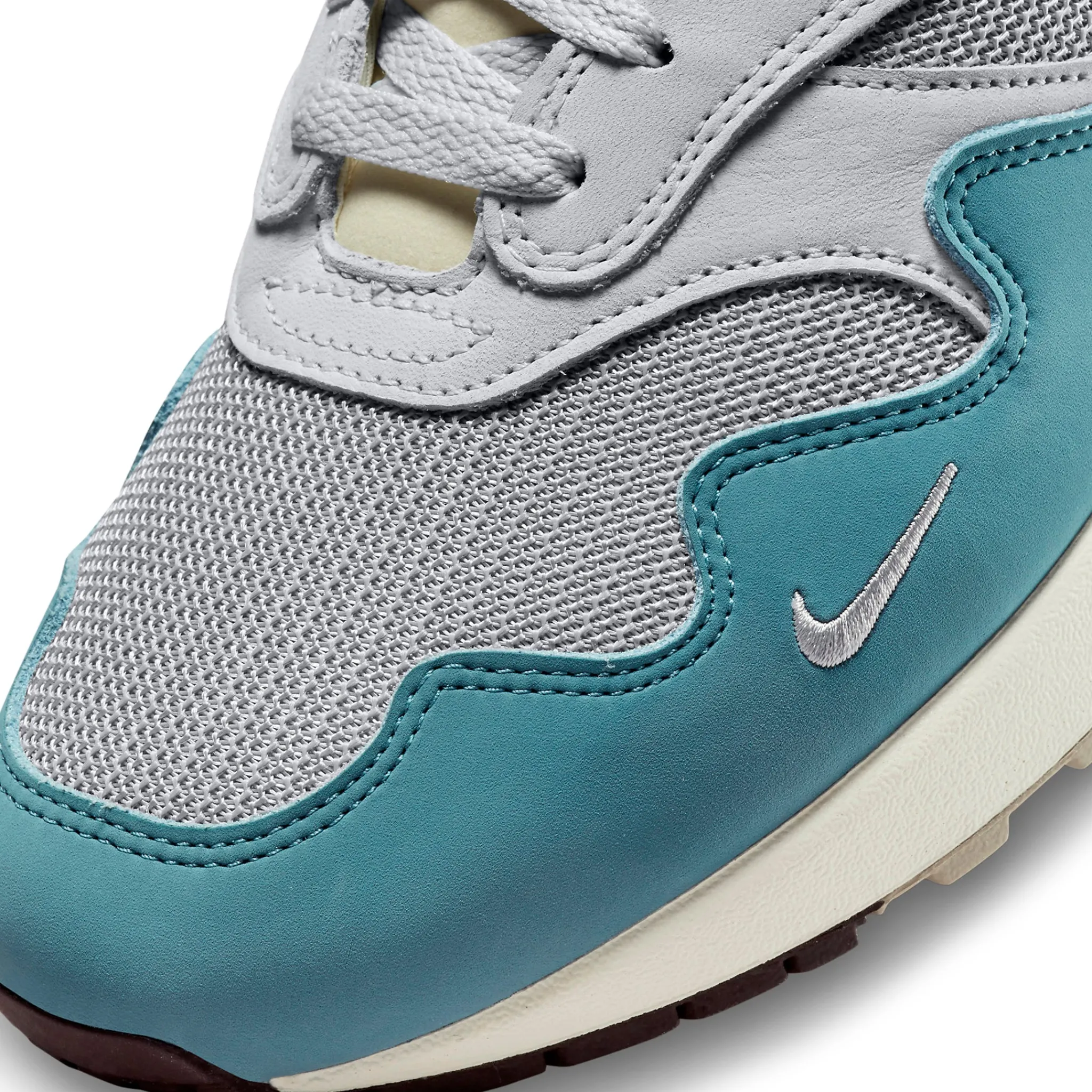 Nike Air Max 1 Patta Waves Noise Aqua (With Bracelet)< Trainers