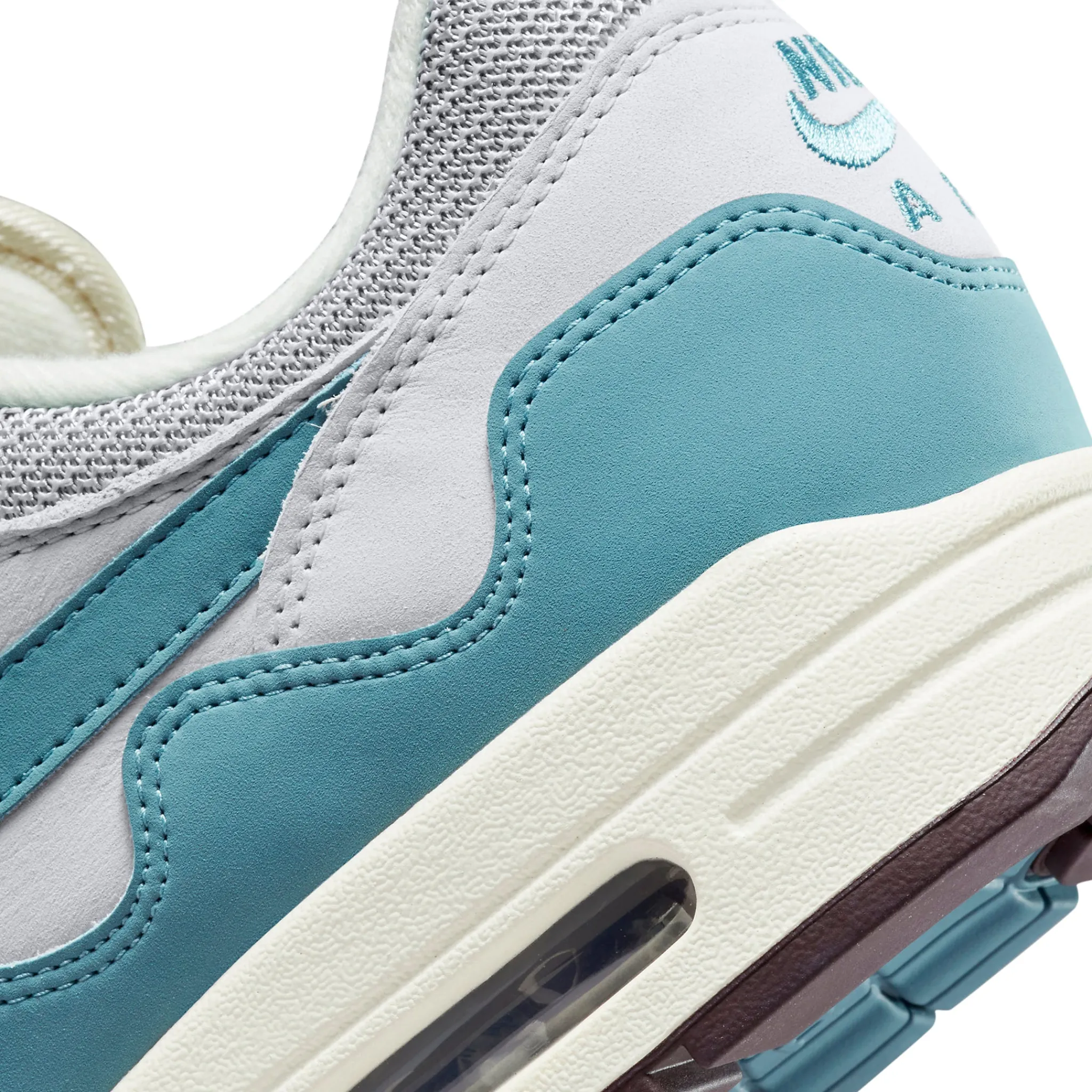 Nike Air Max 1 Patta Waves Noise Aqua (With Bracelet)< Trainers