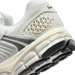 Nike Air Zoom Vomero 5 Platinum Tint< White Trainers|Trainers