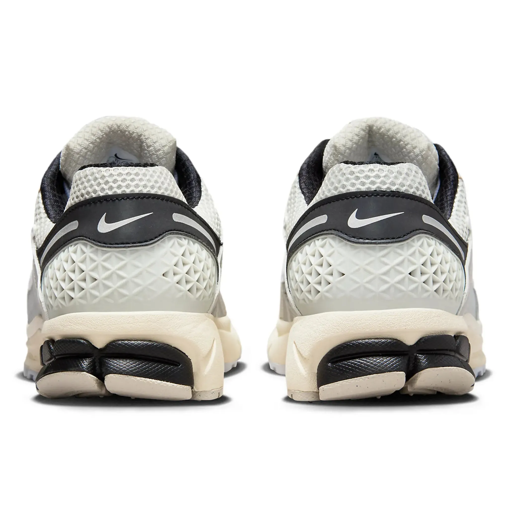 Nike Air Zoom Vomero 5 Supersonic< Trainers