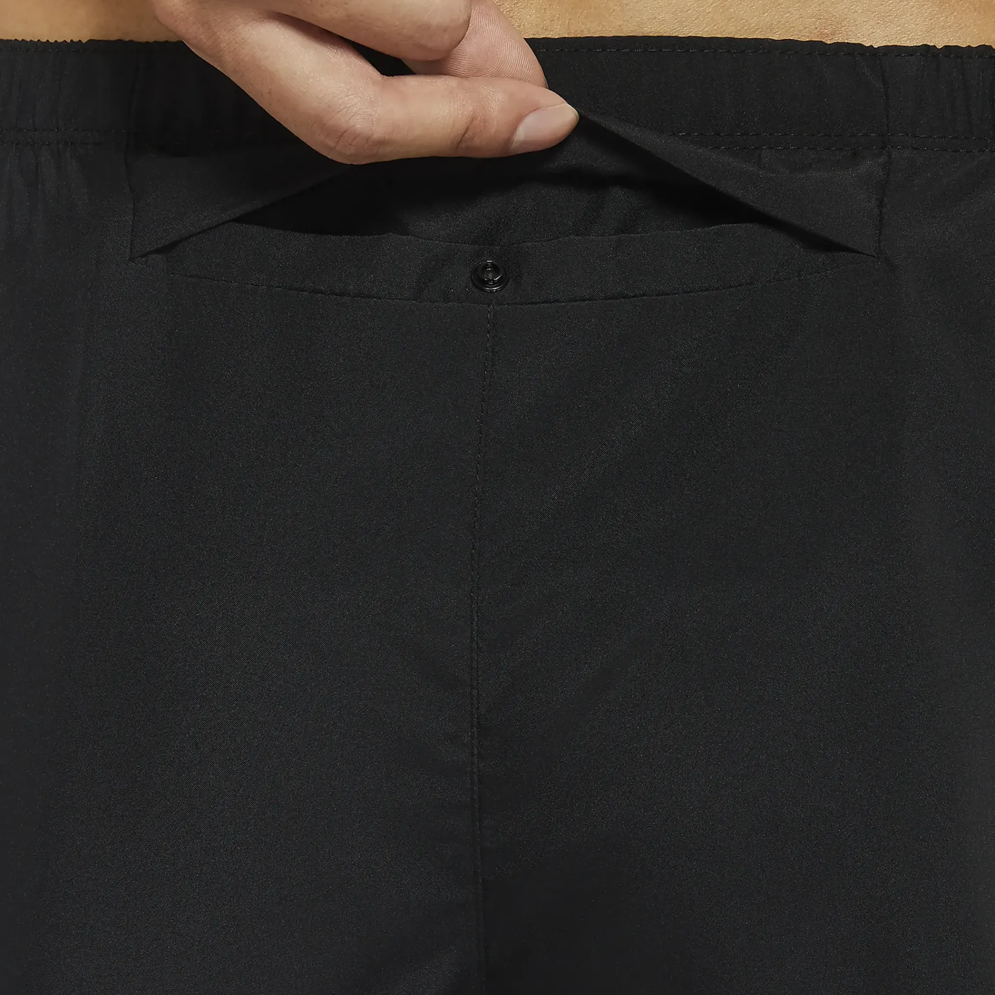 Nike Dri-Fit Wild Run Challenger DNA 7-Inch Black Running Shorts< Activewear|Shorts