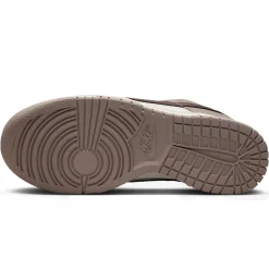 Nike Dunk Low Diffused Taupe (W)< Trainers