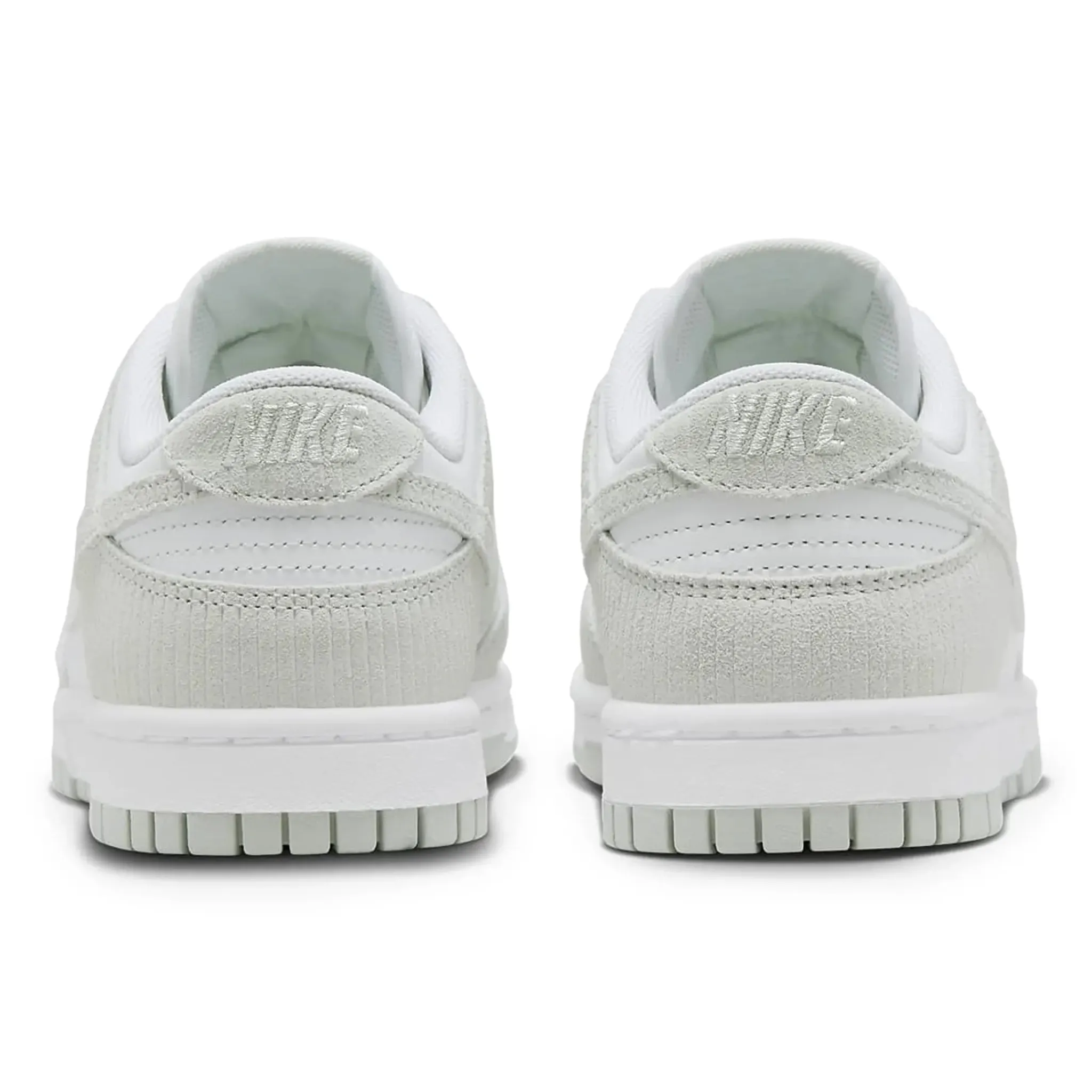 Nike Dunk Low Light Silver Corduroy (W)< Trainers
