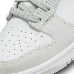 Nike Dunk Low Light Silver Corduroy (W)< Trainers